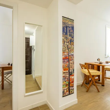 Apartament Terrazza Spaccanapoli By Napoliapartments *