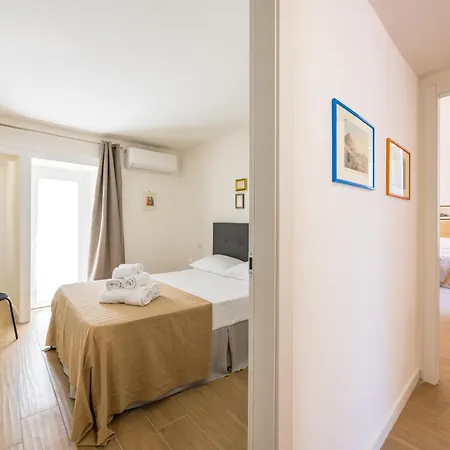 Apartament Terrazza Spaccanapoli By Napoliapartments Neapol